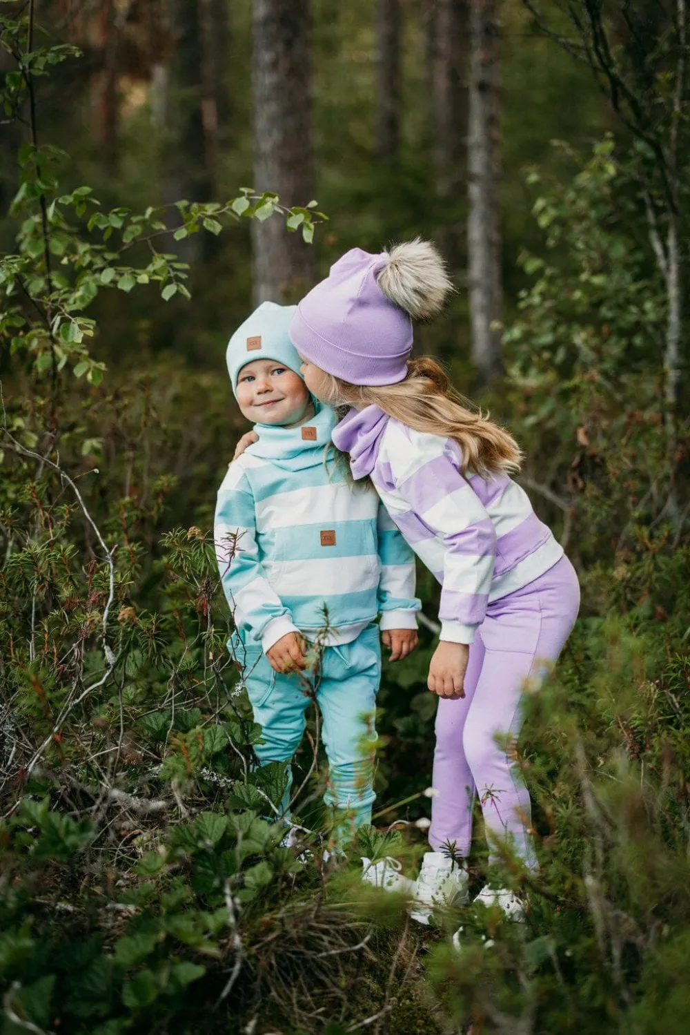 Metsola Housut & Legginsit>STRIPED POCKET SWEATER -COLLEGEPAITA | LILY/VANILLA